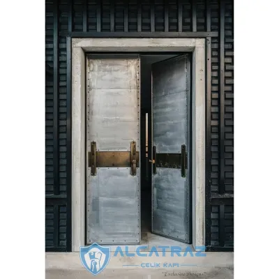 Pivot Çelik Kapı YS457